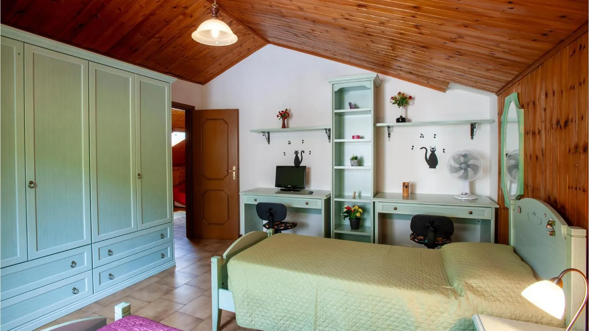 Lovely Home In Poggio Torriana With Kitchen Nyaraló